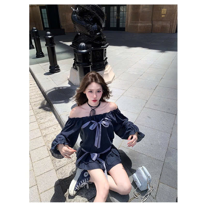 สีน้ำเงิน