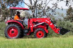 รถแทรกเตอร์ดีเซล APOLLO 60 แรงม้า ขับเคลื่อน 4 ล้อ พร้อมที่ตักด้านหน้าและรถขุดด้านหลัง สภาพใหม่และมือสอง สำหรับอุตสาหกรรมการเกษตร - Product Image 2