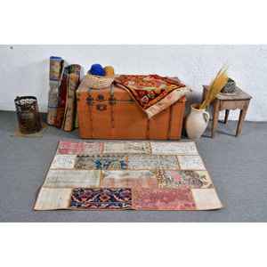 Alfombra de 2.9x4.3 pies, Alfombra Turca Vintage, Alfombra de Lana con Diseño Floral Azul y Rojo - Product Image 2