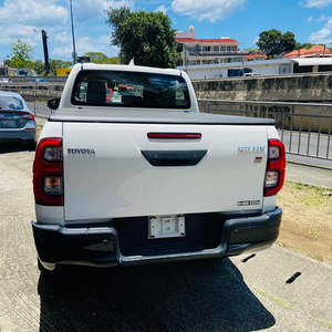 Precio barato usado Toyota Hilux bastante usado automático sin historial de accidentes fresco y limpio conducción a mano izquierda y derecha - Product Image 2