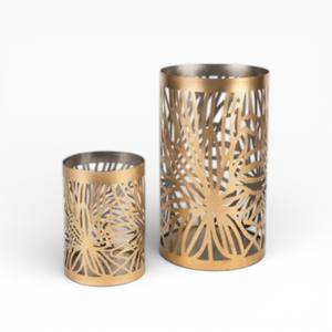 Ensemble de bougeoirs votifs en métal doré avec un design géométrique rayonnant en forme de soleil pour la décoration de la maison - Product Image 5