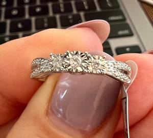 Bague Halo en Argent 925 avec Diamant Moissanite de Coupe Ronde au Design Unique, Bijoux Fins pour Anniversaires, Bague Cadeau Personnalisée - Product Image 1