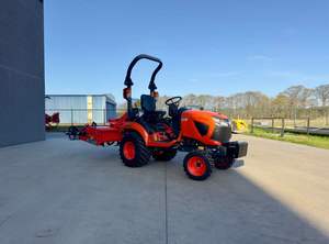 Alta calidad Precio más bajo Segunda mano 704 854 954 Tractores mecánicos agrícolas Usado Kubota 4wd 854 Tractor - Product Image 5