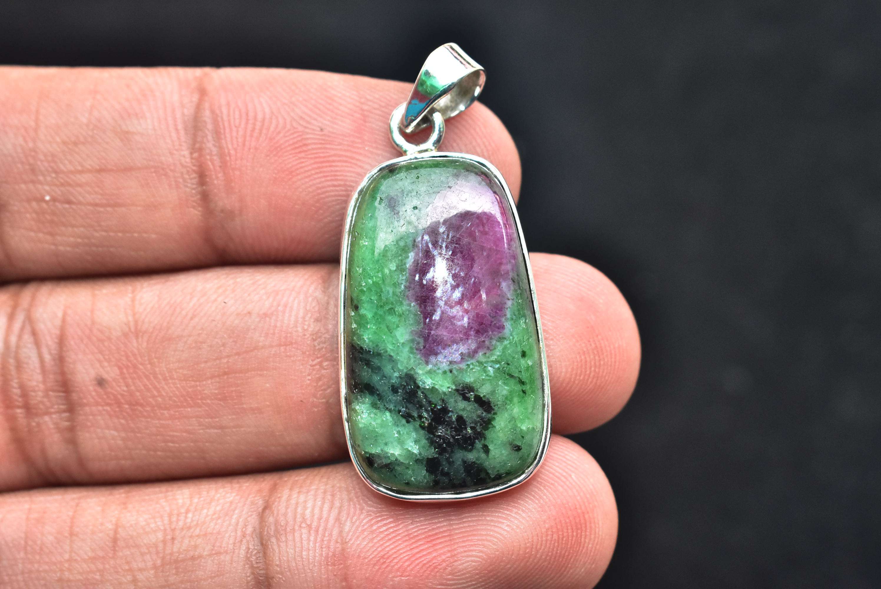 สีเขียว