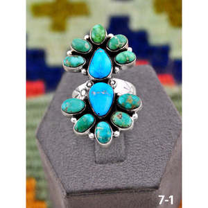 Bague ajustable artisanale Southwest Emerald Valley avec turquoise eau blanche et sertissage clos en argent sterling, idéale pour un cadeau - Product Image 1