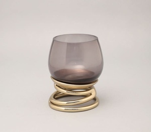 Candelabro Moderno de Metal de Lujo con Portavasos de Vidrio, Decoración Navideña Ecológica Hecha a Mano para el Hogar - Product Image 2