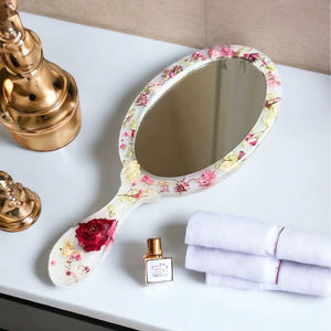 Espejo de Mano de Resina con Acabado Liso y Brillante, Perfecto para Uso Diario, Maquillaje o Fines Decorativos, Agrega un Toque Elegante - Product Image 1