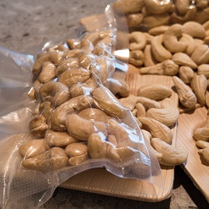 Africa Origin Cashew Kernels W450 Clean Processed Bulk Quantity Supply for High Volume Food Manufacturing - Product Image 2