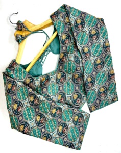 Blusa moderna Blusa con cuello en V con espalda abierta paterrn con manga larga La blusa Tiene estampado de posición trabajo elegante seda pura pesada - Product Image 1