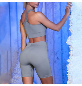 Ensembles de yoga personnalisables de haute qualité pour femmes meilleur matériel avec un prix raisonnable et un design élégant - Product Image 4