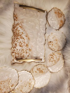 Customized Top Quality Handcrafted Designer <b>Decorative</b> Resin Serving Tray and coaster Set for Home <b>Restaurants</b> From India - Product Image 2