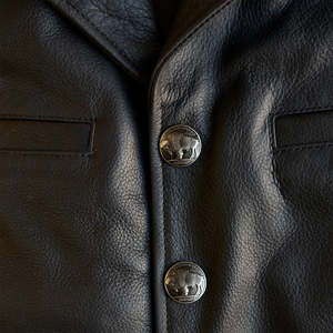 Chaleco de motociclista negro clásico para hombre, ropa exterior informal de cuero genuino con decoración de botones, estilo Club - Product Image 2