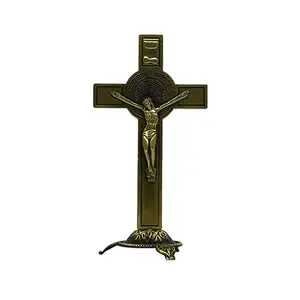 Massiver Heiliges Kreuz Messing Ciborium Altar Erhältlich zum Großhandels preis Indischer Lieferant Großhandel Fabrik versorgung Metall Handwerk Altar