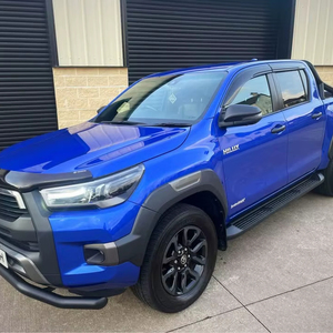 Toyota Hilux Diésel Automática, Sedán, Motor Turbo, Volante a la Izquierda, Interior Oscuro, Neumáticos R15, Portaequipajes Metálico, Fabricación Japonesa - Product Image 1