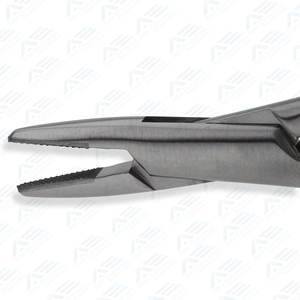 Porte-aiguille Halsey en acier inoxydable avec poignée à anneau et cliquet pour maintenir les aiguilles, 5 pouces (13 cm), à mâchoires droites - Product Image 3