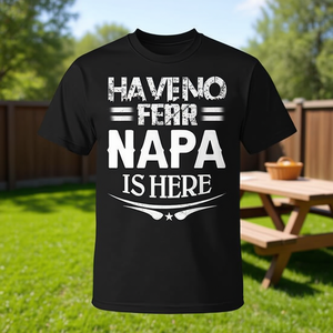 นาปาอยู่ที่นี่ ไม่ต้องกลัว! เสื้อยืดคุณปู่ Pawpaw สำหรับของขวัญส่งเสริมการขายวันพ่อ - Product Image 3