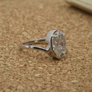 แหวนเพชรหรูหราระดับพรีเมี่ยมสำหรับผู้หญิงแหวนเงิน925รูปไข่ได้รับการรับรองว่าเป็นเครื่องประดับที่ดี VVS2การหมั้นของขวัญแต่งงาน - Product Image 1