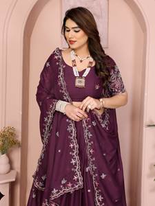 Nuevo Lehenga Choli de Diseño Moderno con Dupatta, Conjunto de Georgette con Bordado, Secado Rápido para Fiestas y Bodas - Product Image 4