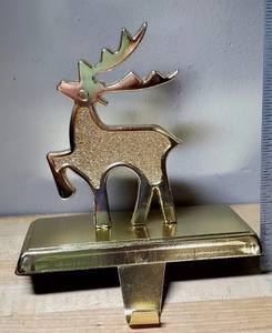 Support de bas de renne en laiton massif vintage crochet de cheminée de noël finition or lourd décoration de cintre de manteau de cheminée en métal - Product Image 3