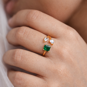 Bague Trillium Harmony - Bijou vintage de style statement avec placage en rhodium et or, orné de zircon, de quartz et de perle, idéal pour les mariages - Product Image 2
