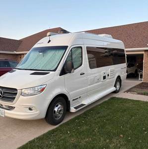 Espacioso Autocaravana de Alta Calidad Tipo Sprinter. - Product Image 1