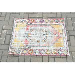 Turkish Vintage Small Rug 2.5x3.3 ft, <b>Red</b> Plants & trees Rug <b>Wool</b> - Product Image 3