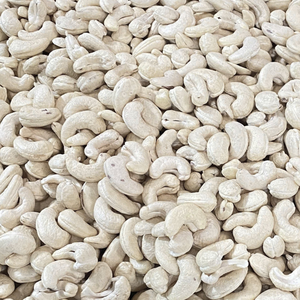 Noix de cajou crues de haute qualité W320 Emballage personnalisé Santigo - Product Image 1