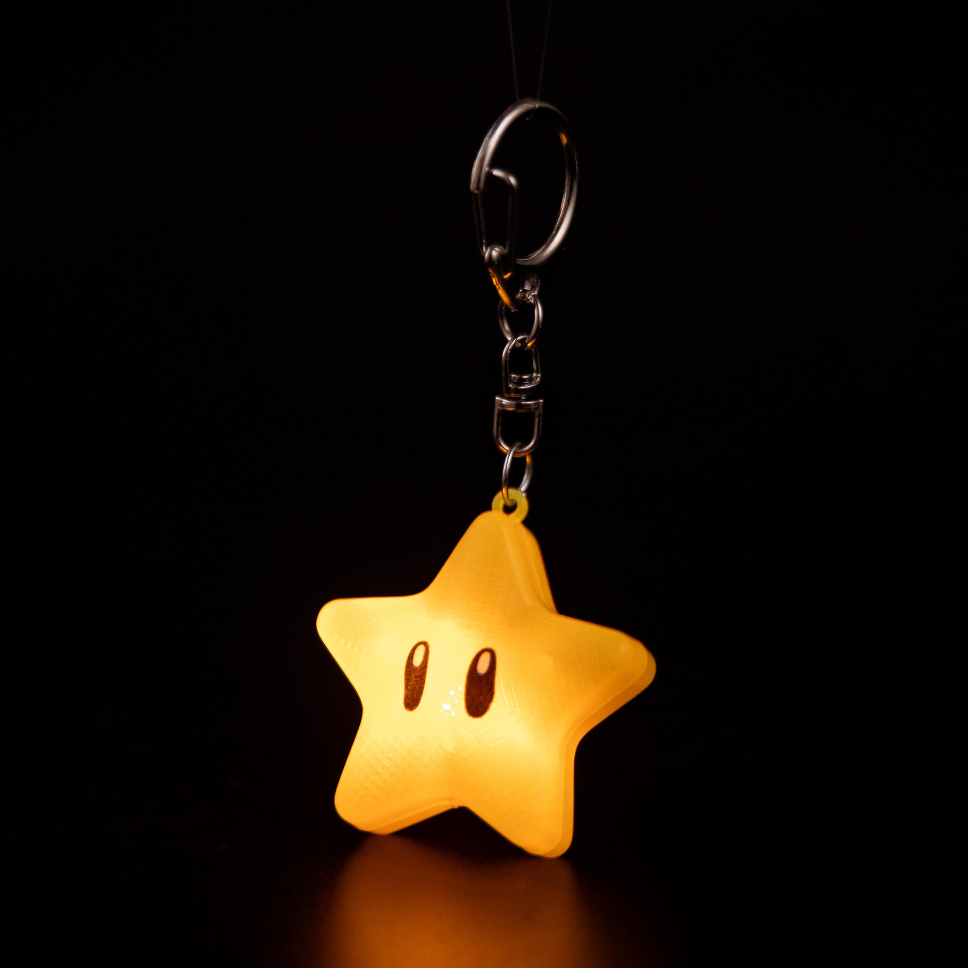 สีเหลือง