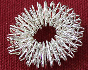 Anillos Sujok de acupresión únicos modernos para práctica de meditación Suministro de atención médica a granel - Product Image 3