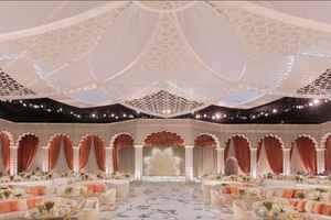 Arche de mariage en fer pour l'arrière-cour au bord de la piscine ou à la ferme, décoration élégante de la pelouse. - Product Image 2