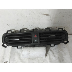 VENTILACIONES CENTRALES DE AIRE ACONDICIONADO HYUNDAI i10 Serie (AC3, AI3) 97410-k6900 (19>) - Product Image 1
