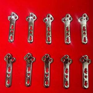 Plaques de fixation orthopédiques vétérinaires réutilisables 10 pièces TPLO 35mm droite et gauche Kit de fixation osseuse chirurgicale pour chien - Product Image 1