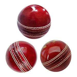 Pelota dura de críquet personalizable de cuero rojo de alta calidad con logotipo personalizado para jugadores de críquet - Product Image 1