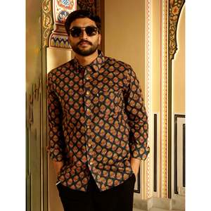 เสื้อเชิ้ตผ้าป๊อปลินลายพิมพ์ลำลองสำหรับผู้ชาย แขนยาว ลายจุด ไซส์ XL ระบายอากาศได้ดีและมีสไตล์ แฟชั่น ODM - Product Image 2