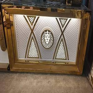 Mostrador de exhibición de Bodas de acero inoxidable de lujo en acabado dorado Catering y decoración de alta calidad - Product Image 1