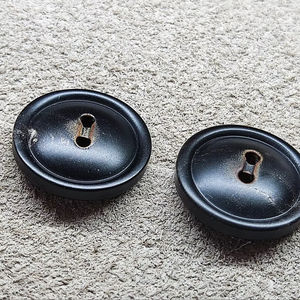 Botón Natural de Cuerno de Búfalo al por Mayor, Acabado en Blanco para Accesorios de Ropa, Alta Calidad - Product Image 1