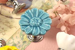 ลูกบิดดอกไม้เรซิ่นสีสันสดใสสำหรับตู้ลิ้นชักและประตูมือจับตกแต่งอเนกประสงค์สำหรับตกแต่งบ้านห้องเด็กและเฟอร์นิเจอร์ - Product Image 3