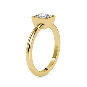 Princess Cut Lab Grown Diamond Conjunto de bisel de oro sólido Anillo de compromiso solitario para mujeres a precio mayorista Fabricación India - Product Image 6