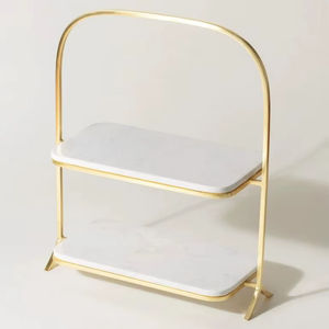 Support à gâteau en marbre écologique, parfait pour mettre en valeur les gâteaux, les pâtisseries, les cupcakes et les desserts gastronomiques avec élégance - Product Image 1