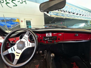 Offre exceptionnelle : Volkswagen Karmann Ghia 1972, prêt à être expédié - Product Image 2