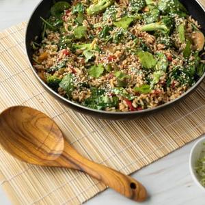 Cuchara para servir arroz de madera de acacia ecológica de alta calidad, utensilio de cocina duradero con agujero para colgar - Product Image 3