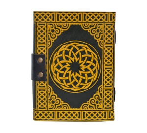 Carnet de notes Pentagram, carnet de croquis, journal en cuir, vintage, fait main, papier recyclable, fait main, noir, jaune, cadeau pour femme, grand format - Product Image 2