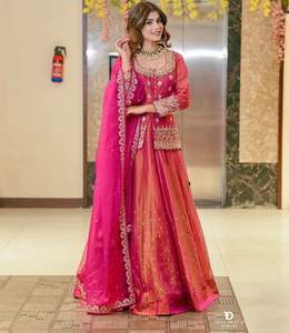 Traje de Diseñador Sharara Garara con Kameez Largo Colección de Vestidos de Novia Pakistaníes para Fiesta para Adultos de la India - Product Image 1