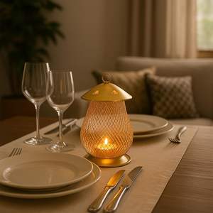 Copa votiva de metal con esmalte de oro antiguo perfecta para regalar decoración de bodas e iluminación festiva del hogar - Product Image 1