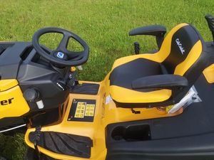 รถตัดหญ้าแบบนั่งขับ Cub Cadet XT3 QR 106 ดีเซล ใหม่แกะกล่อง ของแท้ เกียร์ออโต้ เหมาะสำหรับสวนขนาดใหญ่ ตัดหญ้าได้อย่างทนทาน ใช้งานง่าย - Product Image 6