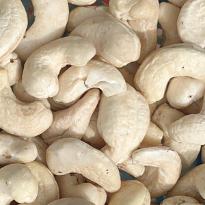 Wholesale High Quality Cashew Nuts WW180, WW240, WW320, LP Raw Cashew Nut Cashew Nuts Bulk Exported To Us, EU, Middle East - Product Image 1