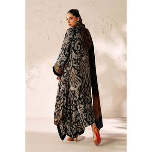 Tissu en satin de soie viscose brodé UF-4289 - Product Image 2