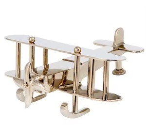 Élevez votre bureau ou votre maison avec de l'art qui prend son envol incroyables avions personnalisés décemment fabriqués par des artisans indiens qualifiés - Product Image 2