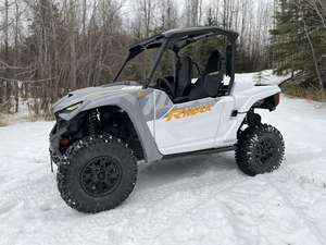 DESCUENTO, Wolverine RMAX2 1000 R-Spec 2025-2026, Nuevo, para Adultos, Listo para Enviar a Todo el Mundo - Product Image 4