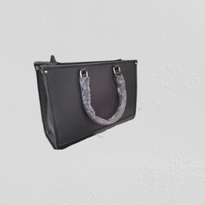 Sac à main en cuir PU pour femmes avec bandoulière réglable et plusieurs poches pour la vie quotidienne - Meilleur prix en Inde - Product Image 2